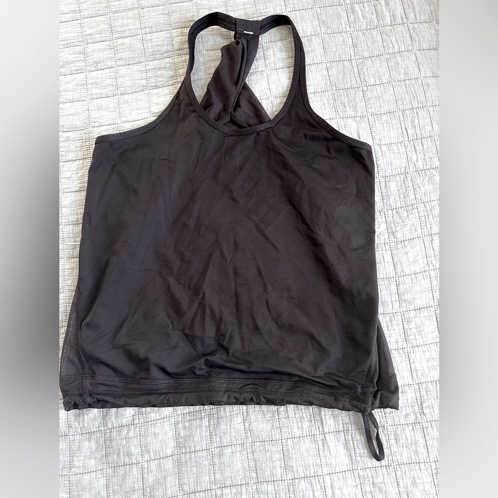 Lululemon black tank with mesh back